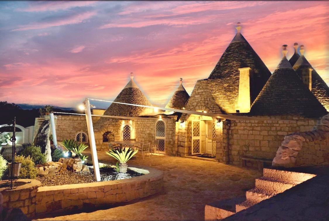 Trulli Tesoro Bed & Breakfast Cisternino Dış mekan fotoğraf