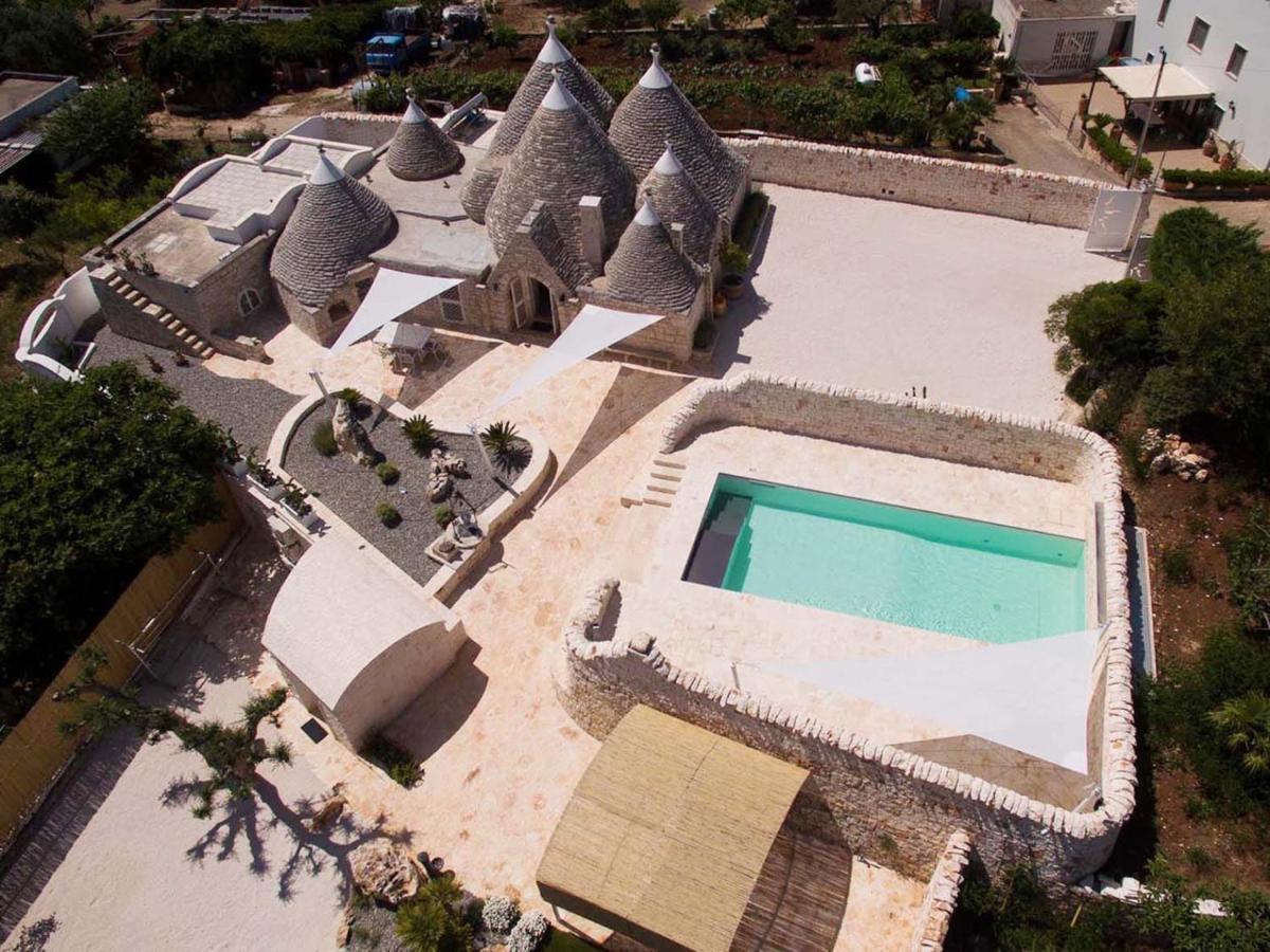 Trulli Tesoro Bed & Breakfast Cisternino Dış mekan fotoğraf