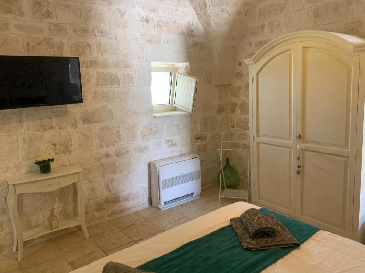 Trulli Tesoro Bed & Breakfast Cisternino Dış mekan fotoğraf