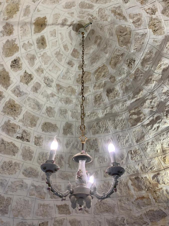 Trulli Tesoro Bed & Breakfast Cisternino Dış mekan fotoğraf