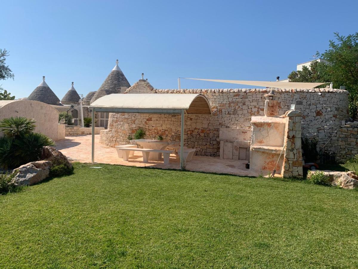 Trulli Tesoro Bed & Breakfast Cisternino Dış mekan fotoğraf