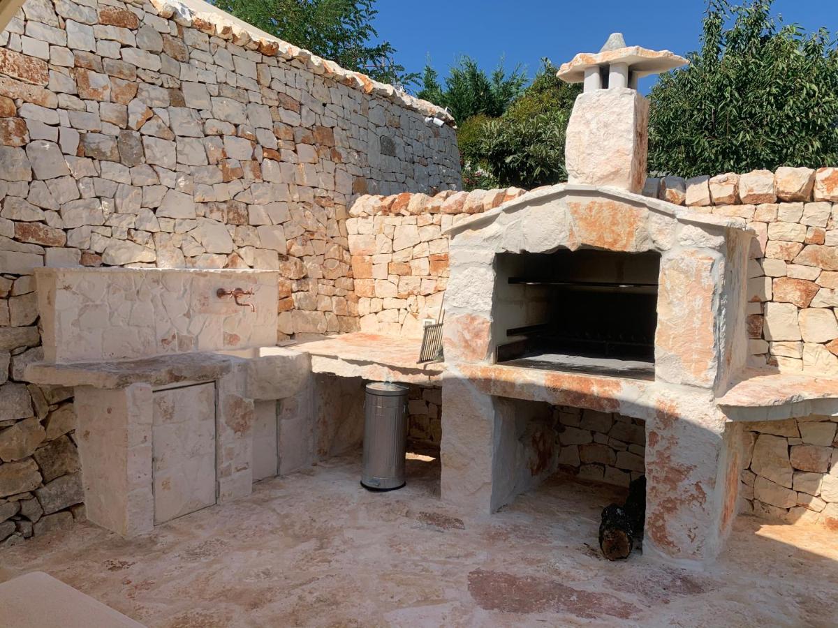 Trulli Tesoro Bed & Breakfast Cisternino Dış mekan fotoğraf