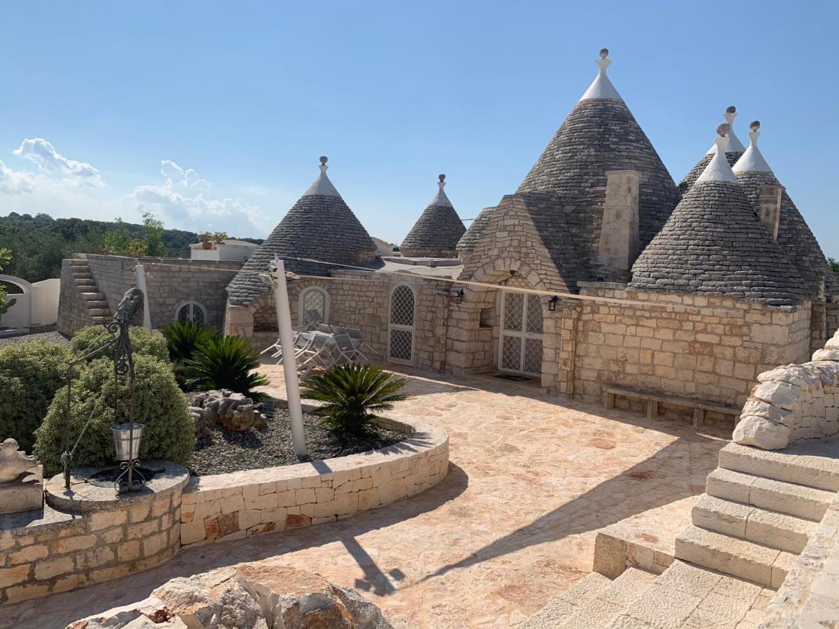 Trulli Tesoro Bed & Breakfast Cisternino Dış mekan fotoğraf