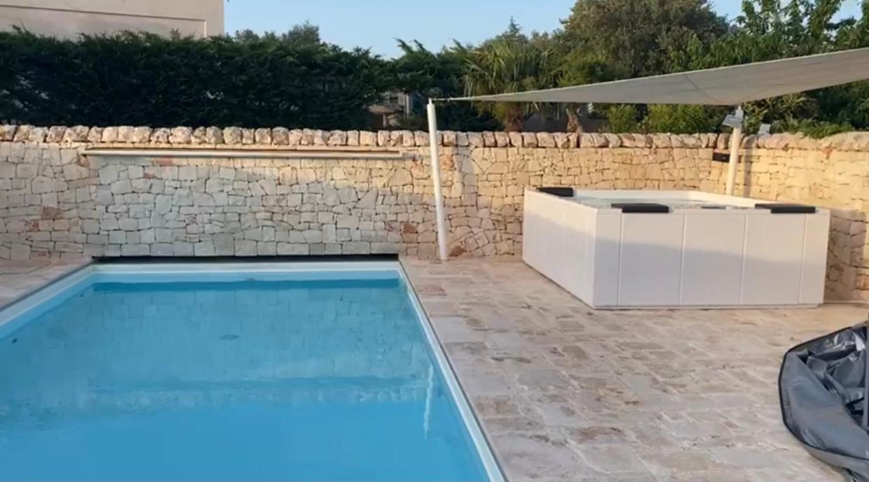 Trulli Tesoro Bed & Breakfast Cisternino Dış mekan fotoğraf